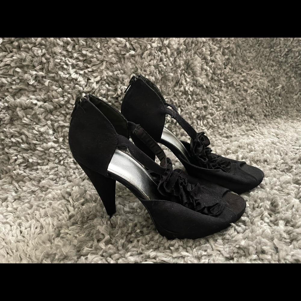 H&M Black Suede Heels
